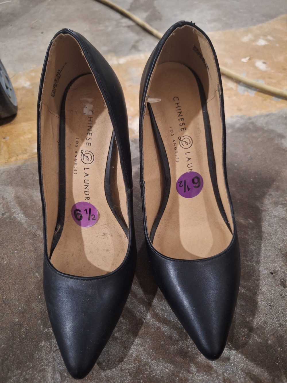 Chinese Laundry Black Pointed Toe Pumps